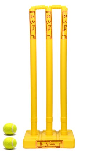 plastic cricket stumps with base
